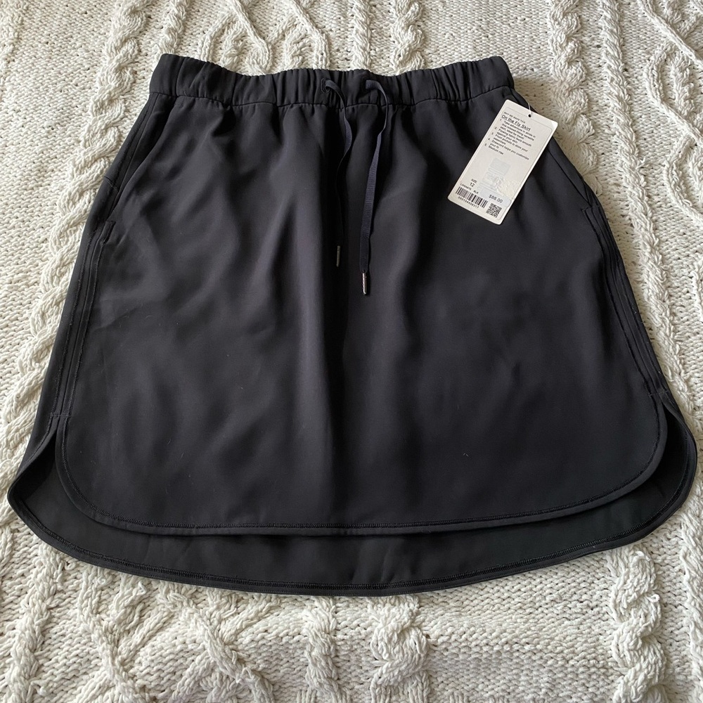 Lululemon On The Fly Skirt